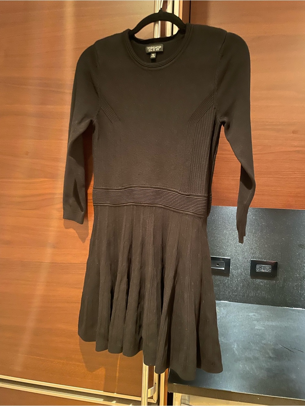 TOPSHOP- Knit Fit and Flare Skater Dress